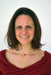 Dr. Eva Egger